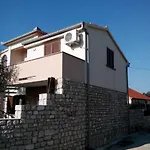 Anastazija *