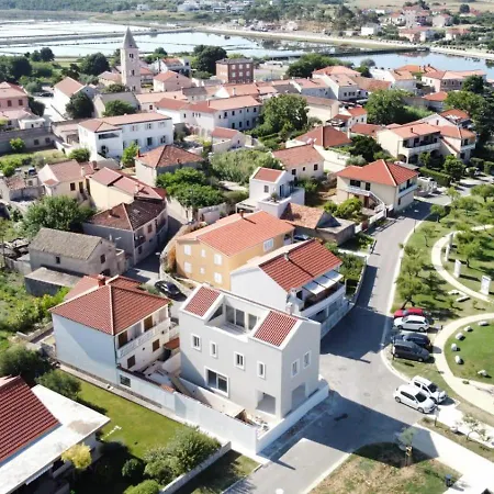 Anastazija *