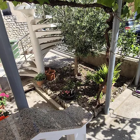 Anastazija Apartamento *