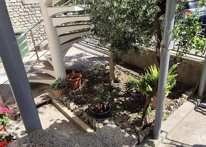 Anastazija Lägenhet *